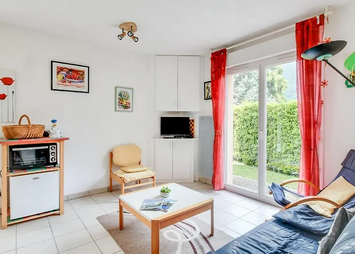 T3 Calme 6 Pers, Terrasse, Jardinet, Proche Commodites - Fr-1-402-24 *